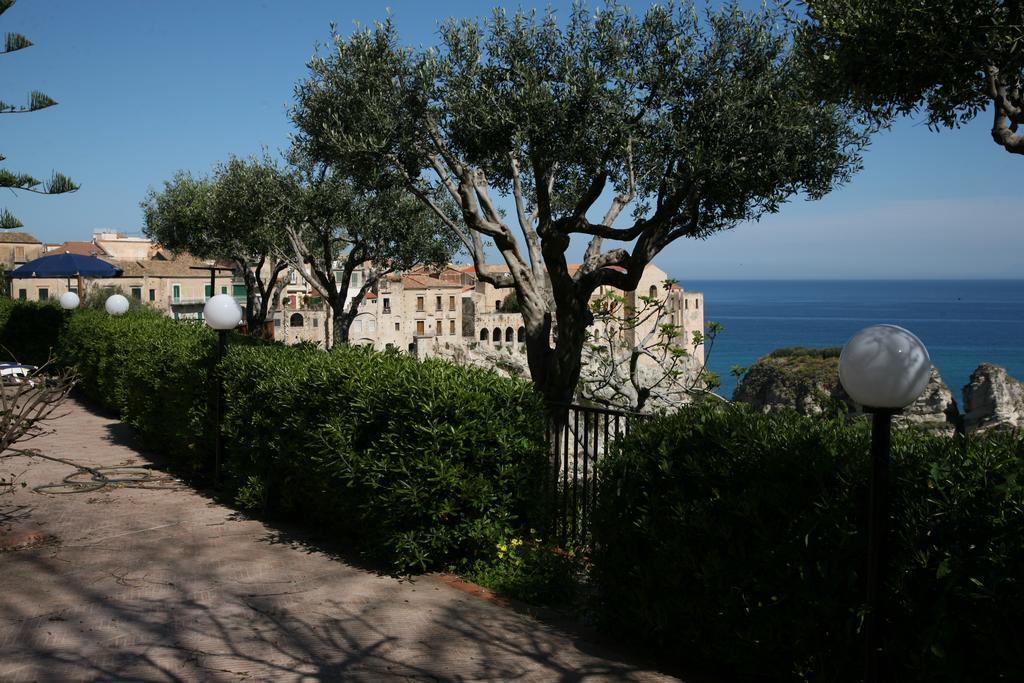 Mansarda Villa Alf Di Vito Tropea Szoba fotó